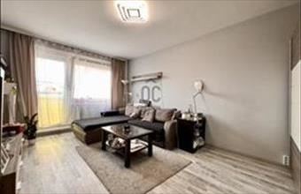 Eladó Győri panel lakás hirdetés (93537384)