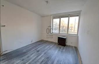 Eladó Halászteleki csúsztatott zsalus lakás hirdetés (39894145)