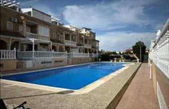 Eladó Spanyolországi sorház hirdetés (23343917)