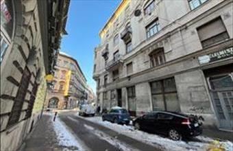 Eladó Budapest VII. kerületi üzlethelyiség utcafronton hirdetés (22425443)