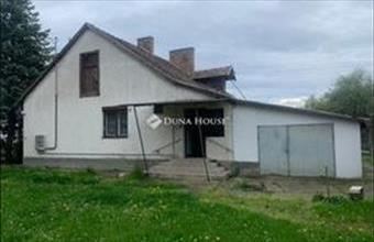 Eladó Baji ikerház hirdetés (79493895)