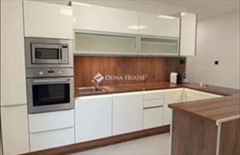 Eladó Komlói tégla lakás hirdetés (98474447)