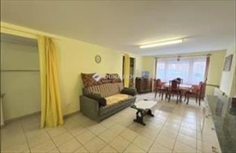 Eladó Úri családi ház hirdetés (88373294)