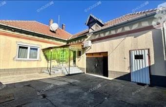 Eladó Jászszentlászlói családi ház hirdetés (32984375)