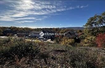 Eladó Váci lakóövezeti telek hirdetés (37353884)