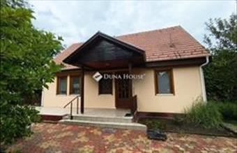 Eladó Szigetszentmiklósi családi ház hirdetés (32352978)