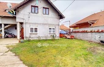 Eladó Mezőkeresztesi tégla lakás hirdetés (79877643)