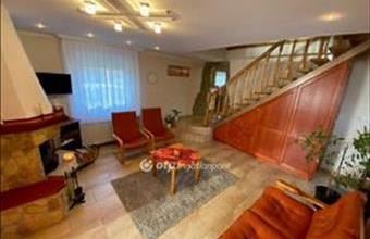 Eladó Kecskeméti családi ház hirdetés (31413534)