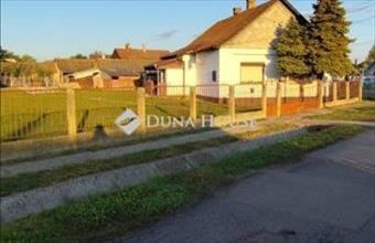 Eladó Földesi családi ház hirdetés (93334491)
