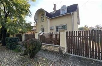 Eladó Budapest XVI. kerületi családi ház hirdetés (57646854)