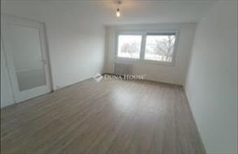 Eladó Kecskeméti panel lakás hirdetés (49891299)