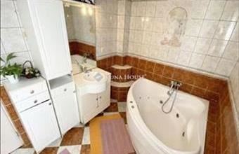 Eladó Budapest XXII. kerületi családi ház hirdetés (77429949)