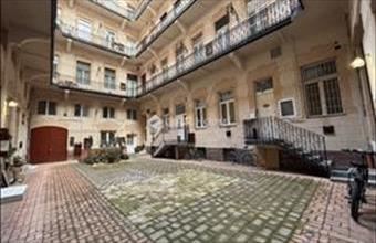 Eladó Budapest VI. kerületi tégla lakás hirdetés (98422353)