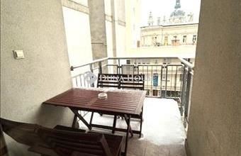 Eladó Budapest VI. kerületi csúsztatott zsalus lakás hirdetés (65994854)