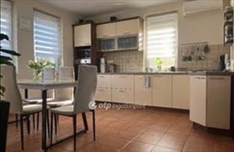 Eladó Csabrendeki családi ház hirdetés (33848499)