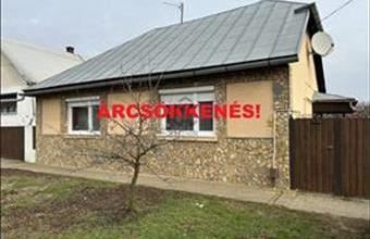 Eladó Mándoki családi ház hirdetés (97779347)