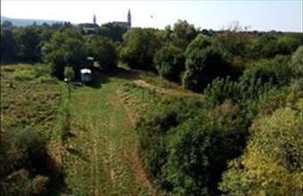 Eladó Kővágóörsi lakóövezeti telek hirdetés (42337948)