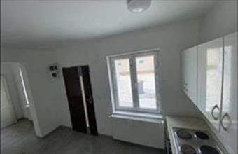 Kiadó Hegyeshalomi családi ház hirdetés (67959357)