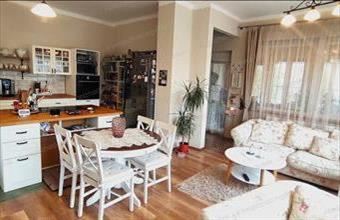 Eladó Balatonszárszói családi ház hirdetés (73448773)