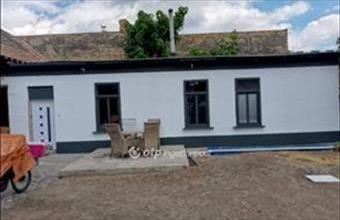 Eladó Kiskunlacházai házrész hirdetés (34594747)