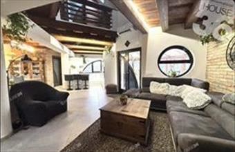 Eladó Kecskeméti családi ház hirdetés (78458648)