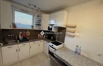 Eladó Debreceni csúsztatott zsalus lakás hirdetés (83542787)