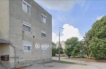 Eladó Bábolnai panel lakás hirdetés (63246371)