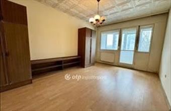 Eladó Győri panel lakás hirdetés (98445812)