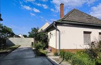 Eladó Paksi családi ház hirdetés (38897333)