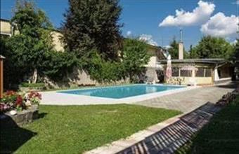 Eladó Budapest III. kerületi étterem, vendéglő hirdetés (47845333)