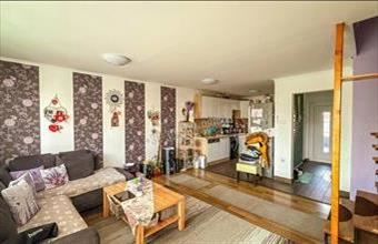 Eladó Mosonmagyaróvári sorház hirdetés (52333332)