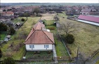 Eladó Nagyúti családi ház hirdetés (34274514)