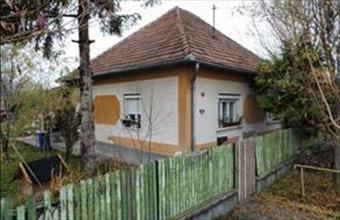 Eladó Jászalsószentgyörgyi családi ház hirdetés (32489375)
