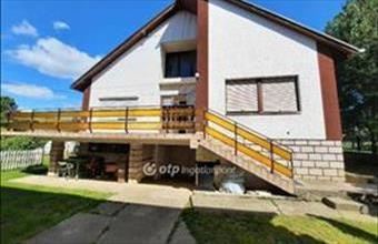 Eladó Siófoki családi ház hirdetés (36896831)
