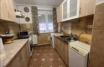 Eladó Várpalotai tégla lakás hirdetés (24656937)