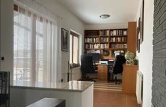 Eladó Piliscsabai családi ház hirdetés (73344228)