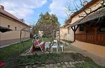 Eladó Budapest XV. kerületi családi ház hirdetés (64324674)