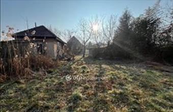 Eladó Ajkai lakóövezeti telek hirdetés (33234941)