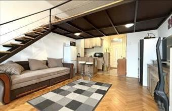 Kiadó Debreceni tégla lakás hirdetés (25376329)