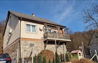 Eladó Esztergomi családi ház hirdetés (72672469)