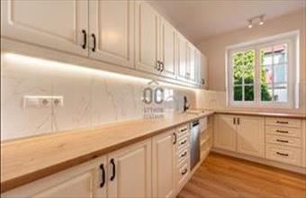 Eladó Budapest III. kerületi családi ház hirdetés (23459338)