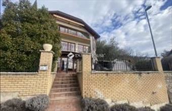 Eladó Balatonfüredi családi ház hirdetés (54237777)