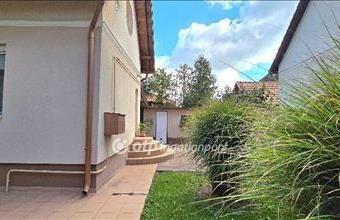 Eladó Debreceni családi ház hirdetés (39773933)