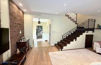 Eladó Fóti tégla lakás hirdetés (33554787)