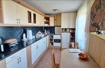 Eladó Pécsi ikerház hirdetés (73383424)