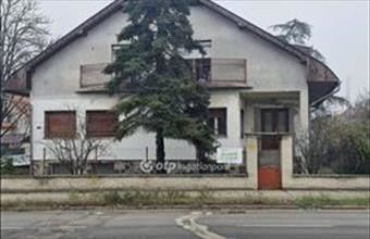 Eladó Bajai családi ház hirdetés (37242543)