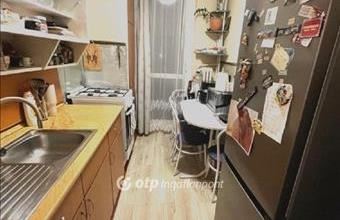 Eladó Pécsi panel lakás hirdetés (72494943)