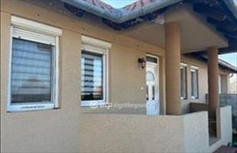 Eladó Csabrendeki családi ház hirdetés (89791739)