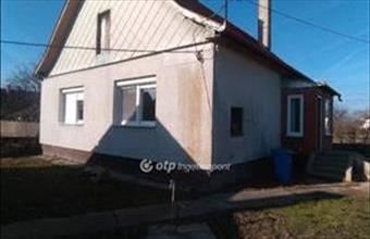 Eladó Földesi családi ház hirdetés (32737339)