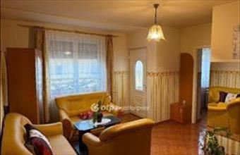 Eladó Besenyőteleki családi ház hirdetés (67367422)